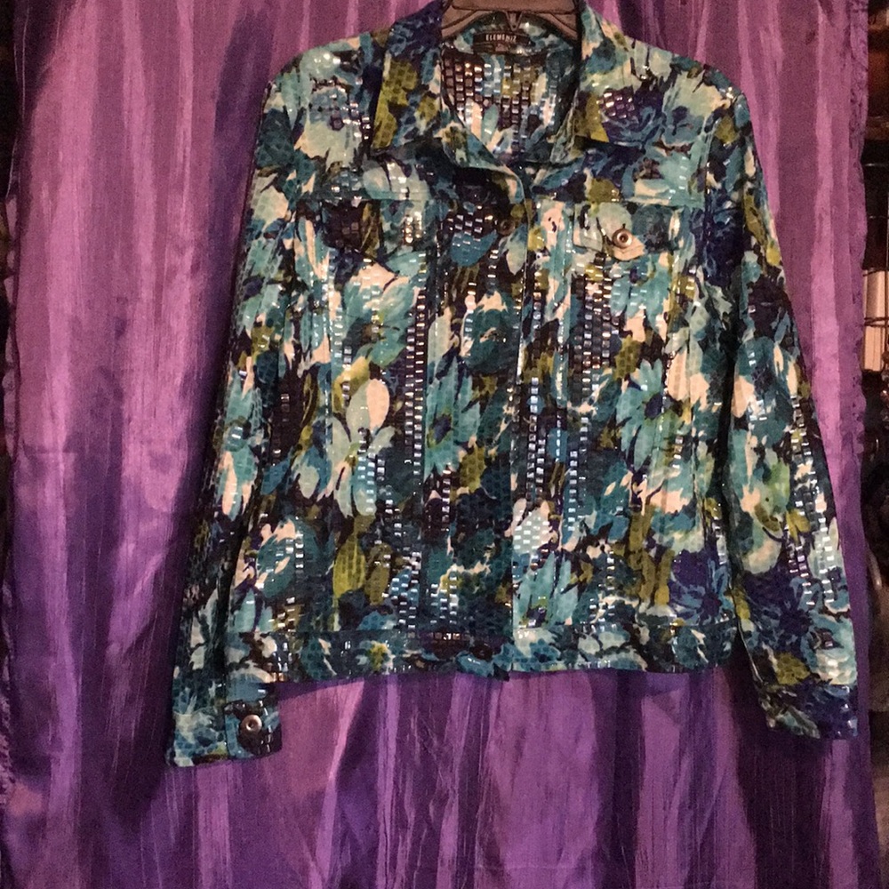 “ Statement Jacket”Very Shiny Material Light - image 1